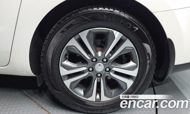 Kia Canival 2019 — photo 7