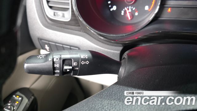Kia Canival 2019 — photo 33