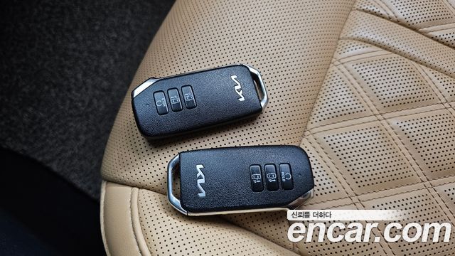 Kia Sorento 2023 — photo 30