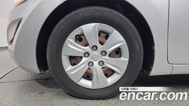 Hyundai AVANTE 2014 — photo 5
