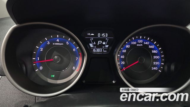Hyundai AVANTE 2014 — photo 8