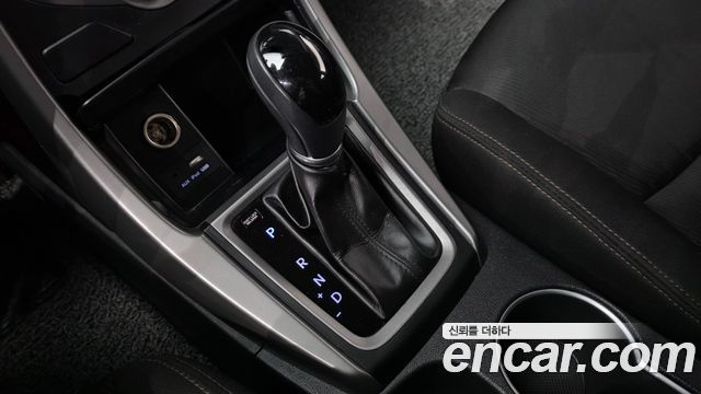 Hyundai AVANTE 2014 — photo 9