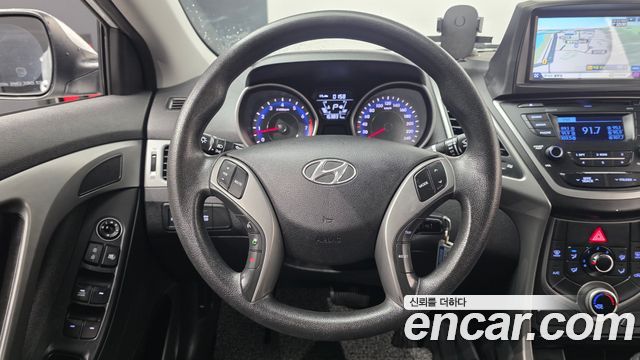 Hyundai AVANTE 2014 — photo 14