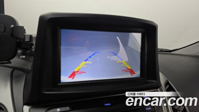 Hyundai AVANTE 2014 — photo 16