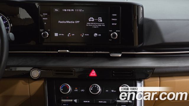 Kia Canival 2023 — photo 20