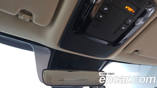 Kia Canival 2023 — photo 25