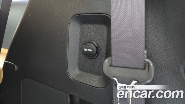 Kia Canival 2023 — photo 30
