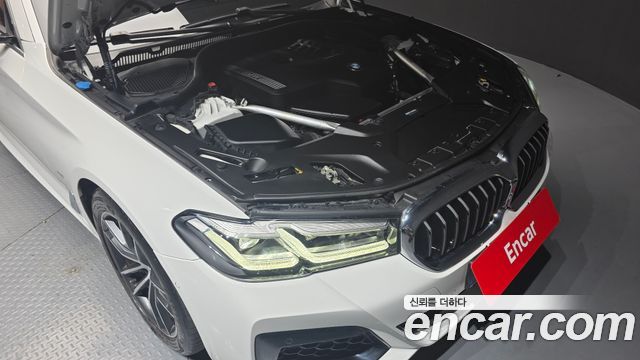 BMW 5-Series 2022 — photo 6