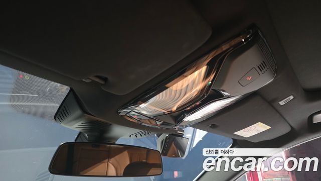 BMW 5-Series 2022 — photo 22