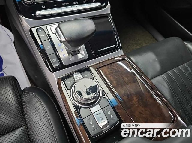 Genesis EQ900 2016 — photo 8