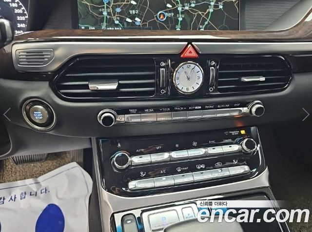 Genesis EQ900 2016 — photo 10