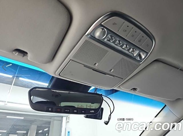 Genesis EQ900 2016 — photo 16