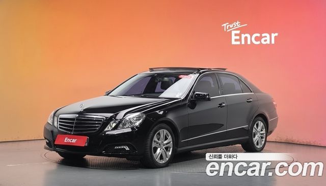Mercedes-Benz E-Class 2010 — photo 1