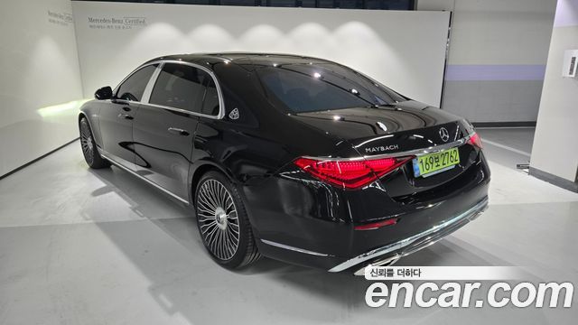 Mercedes-Benz S-Class 2025 — photo 3