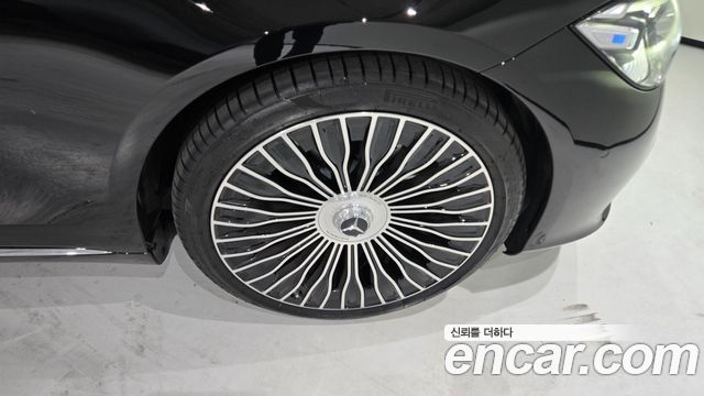 Mercedes-Benz S-Class 2025 — photo 5
