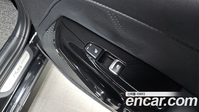 Kia K5 2021 — photo 28