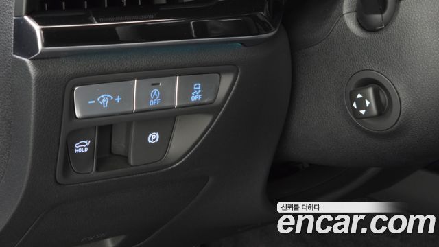Genesis G80 2023 — photo 15