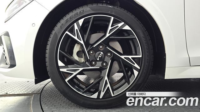 Kia K5 2025 — photo 5