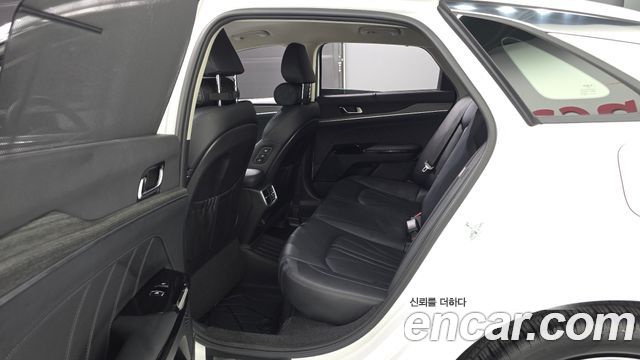 Kia K5 2025 — photo 17