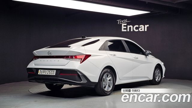 Hyundai AVANTE 2024 — photo 2