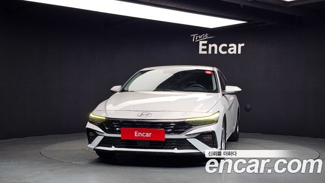 Hyundai AVANTE 2024 — photo 3