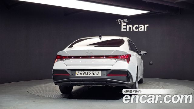 Hyundai AVANTE 2024 — photo 4