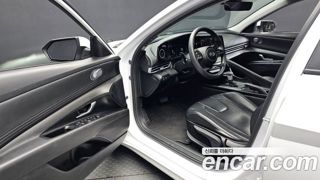 Hyundai AVANTE 2024 — photo 13