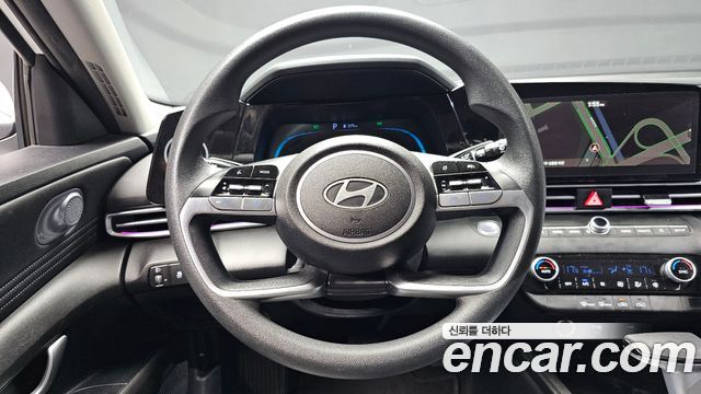 Hyundai AVANTE 2024 — photo 19