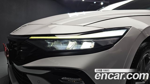 Hyundai AVANTE 2024 — photo 8