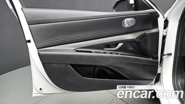 Hyundai AVANTE 2024 — photo 14