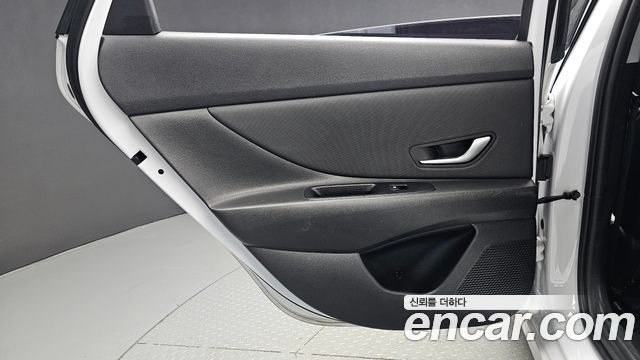 Hyundai AVANTE 2024 — photo 15