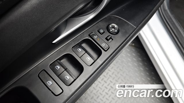 Hyundai AVANTE 2024 — photo 28