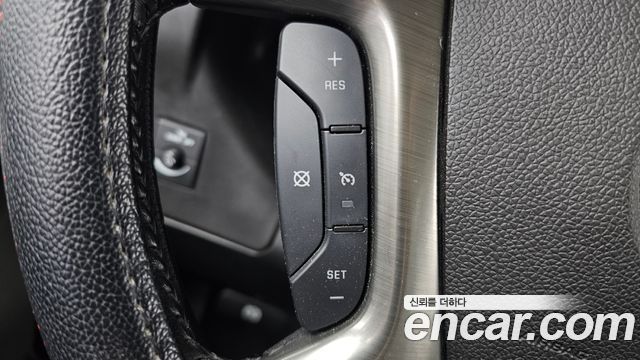 Chevrolet Express Van 2018 — photo 15