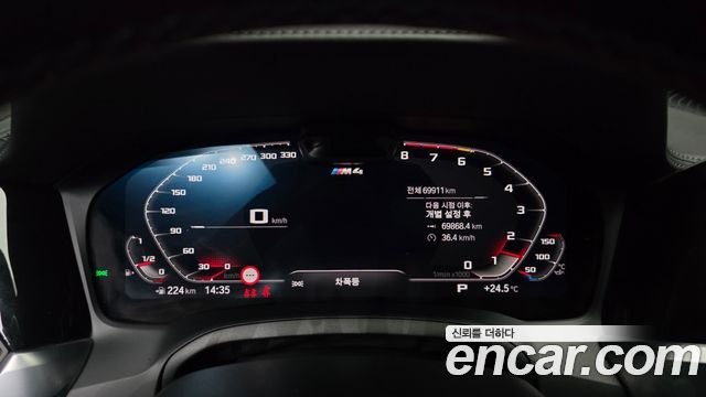 BMW M4 2022 — photo 11