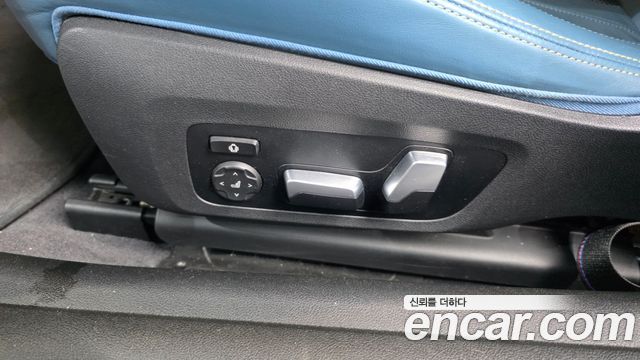 BMW M4 2022 — photo 25
