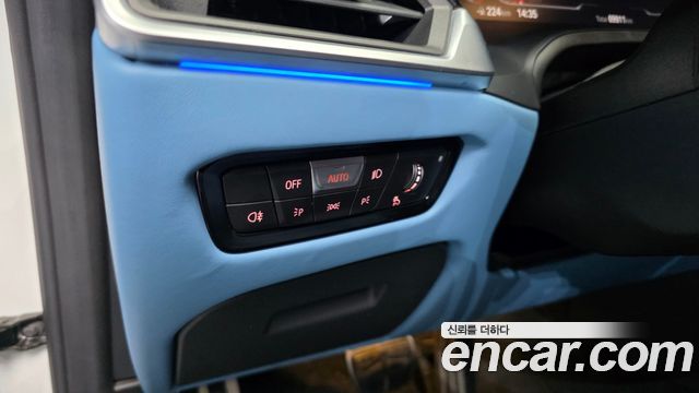 BMW M4 2022 — photo 29