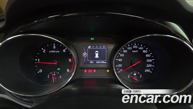Kia Canival 2018 — photo 8
