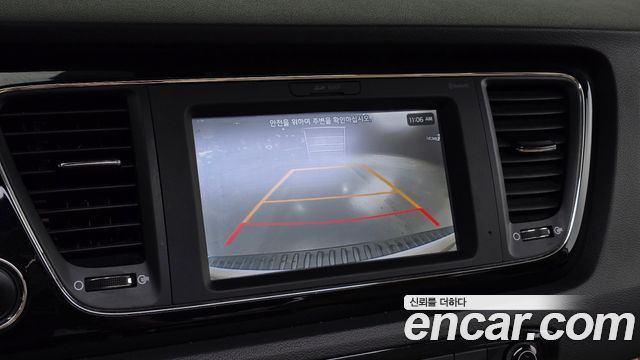 Kia Canival 2018 — photo 15