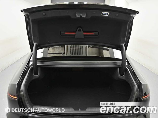 Hyundai Grandeur 2023 — photo 18