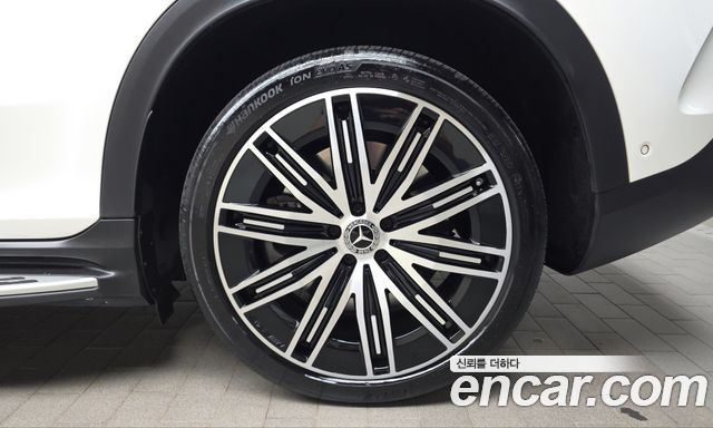 Mercedes-Benz EQE 2023 — photo 7
