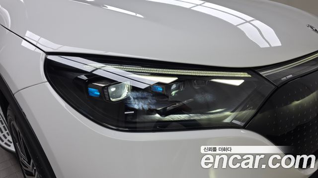 Mercedes-Benz EQE 2023 — photo 8