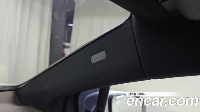 Mercedes-Benz EQE 2023 — photo 30