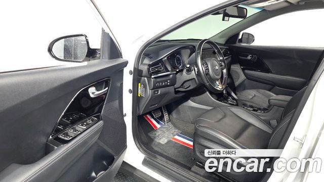 Kia Niro 2020 — photo 10