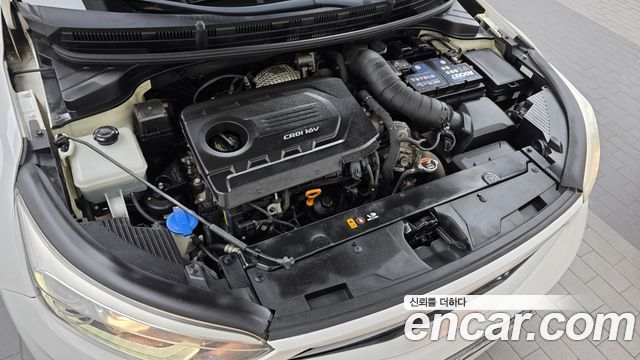 Kia Stonic 2018 — photo 6