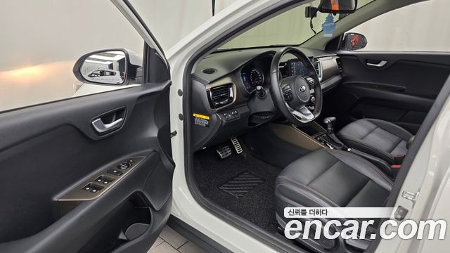 Kia Stonic 2018 — photo 13