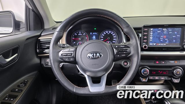 Kia Stonic 2018 — photo 18