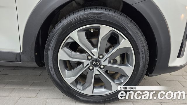 Kia Stonic 2018 — photo 7