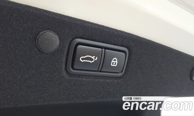 Hyundai Grandeur 2022 — photo 24