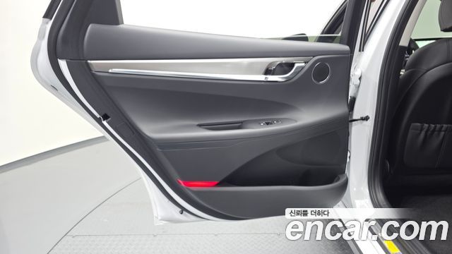 Hyundai Grandeur 2022 — photo 15