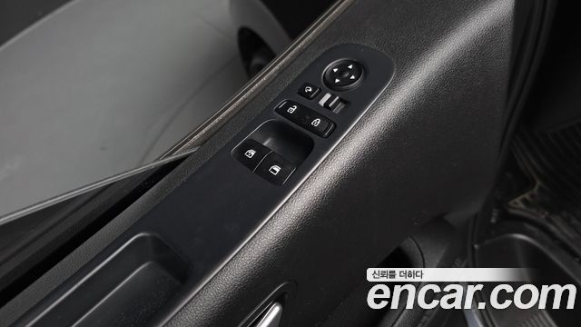 Hyundai Staria 2023 — photo 18